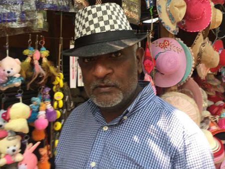 இயக்குனரை விளாசிய சின்மயியின் அம்மா