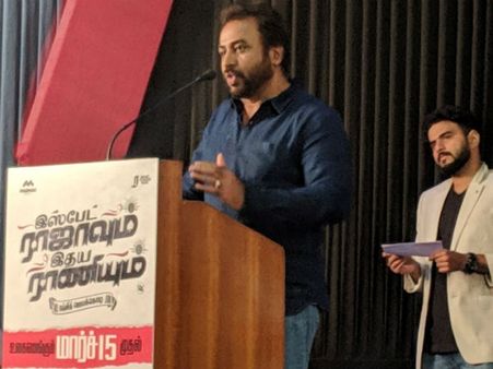 ஹரிஷ் முகத்தைப் பார்த்தால் ஷாரூக் ஞாபகம் வருகிறது: பிரபல நடிகர் பாராட்டு