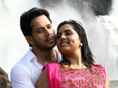 ஒரு வழியாக ரிலீஸாகும் 'பொட்டு': பரத்துக்கு ஒரு ஹிட் பார்சல்?