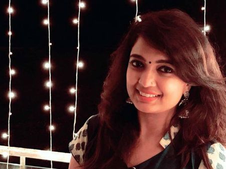 பொள்ளாச்சி- முகம் தெரியாதவனுடன் எதற்கு உரிமையுடன் பேசணும்?: சவுந்தர்யா