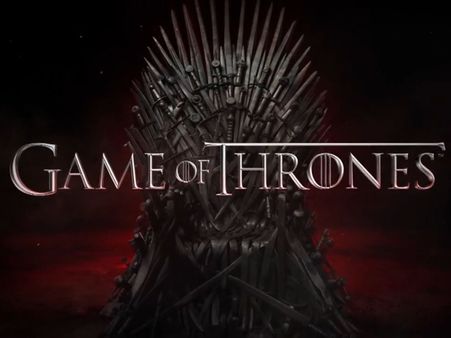 Game of Thrones: வெயில் மண்டைய பொளக்குது, த்ரிஷாவுக்கு குளிருதாம்