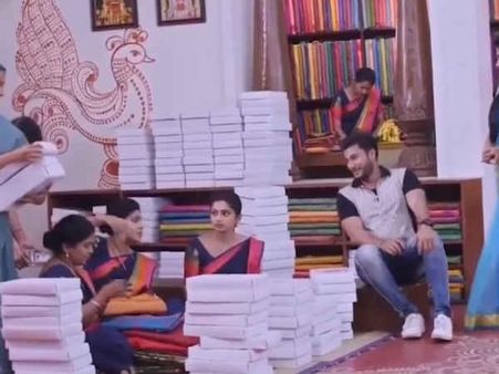 குஷ்பூ பிரச்சாரத்துல பிஸி.. பஞ்சு மிட்டாய் - பட்டர் பிஸ்கட் ரொமான்ஸுல பிஸி...!