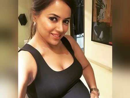 படுத்த படுக்கையாகி, 102 கிலோ வெயிட் போட்ட சூர்யா ஹீரோயின்