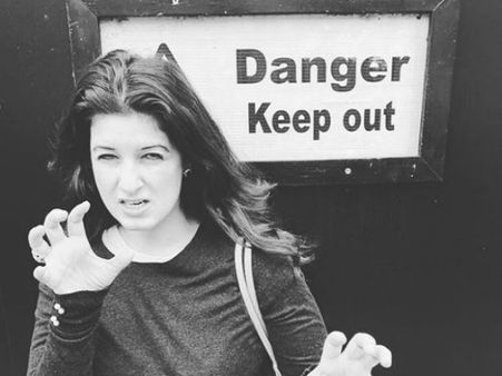 நான் இறந்தால் இந்த போட்டோவை வைத்து தான் பூஜை செய்யணும்: சூப்பர் ஸ்டார் மனைவி