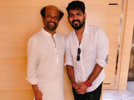 ரஜினியுடன் இயக்குனர் விக்னேஷ் சிவன் திடீர் சந்திப்பு... வைரலாகும் புகைப்படம்!