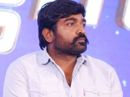 கேவலமா இருக்கு, வச்சு செஞ்சுட்டீங்களே: விஜய் சேதுபதியை வறுத்தெடுக்கும் மார்வெல் ரசிகர்கள்