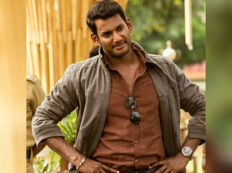 அவ்வளவு நல்லவராக இருந்தால் சம்பளத்தில் இருந்து கொடுங்க: விஷாலை விளாசும் நெட்டிசன்ஸ்