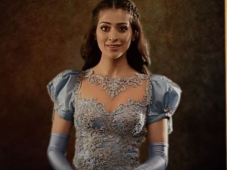 ஏன் ராய்லட்சுமி... பிறந்தநாளும் அதுவுமா இப்படியா பண்றது... பாவம் எத்தனை பேர் பயந்துட்டாங்க தெரியுமா