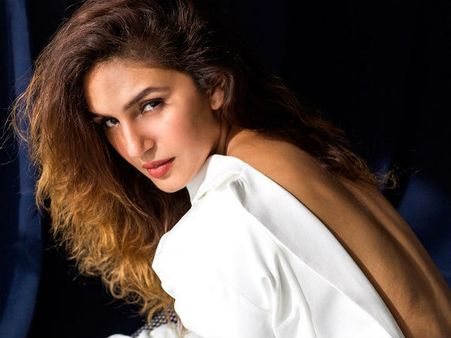 பேட்டி கொடுக்காவிட்டால் பெயரை கெடுப்பீங்களா?: பொங்கிய 'காலா' நடிகை