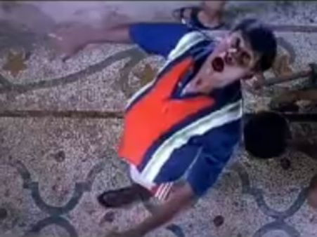 நேசமணிக்காக பிரார்த்தனை செய்யும் நெட்டிசன்ஸ்: யார் அவர் தெரியுமா?