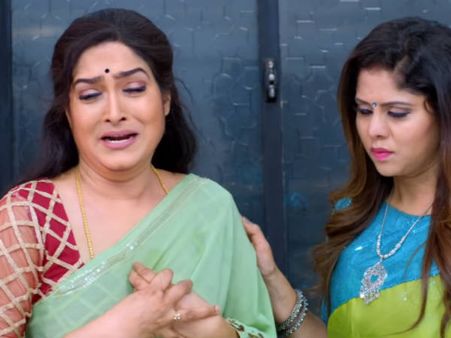 அச்சச்சோ... இதுக்காகத்தான் நீலாம்பரி வீரபத்ரனை பார்த்து பயந்தாங்களா...?