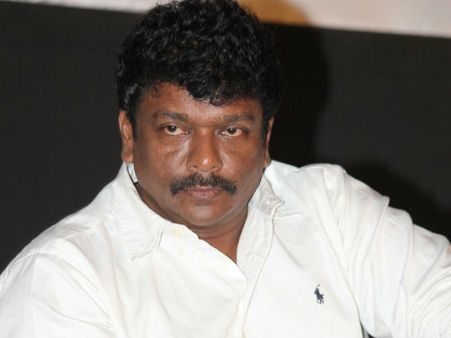 அடித்து, மாடியில் இருந்து தள்ளி கொல்லப் பார்த்தேனா?: பார்த்திபன் விளக்கம்