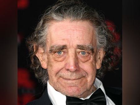 ஸ்டார் வார்ஸ் பட நடிகர் பீட்டர் மேஹ்யூ மரணம்: ரசிகர்கள் இரங்கல்