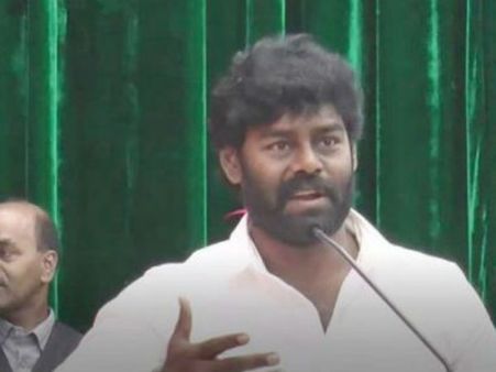 வரு, ரித்தீஷ் உட்பட.. விஷால் எல்லோரையும் பயன்படுத்தி விட்டு கழற்றி விட்டு விடுவார்: ஆர்.கே.சுரேஷ்