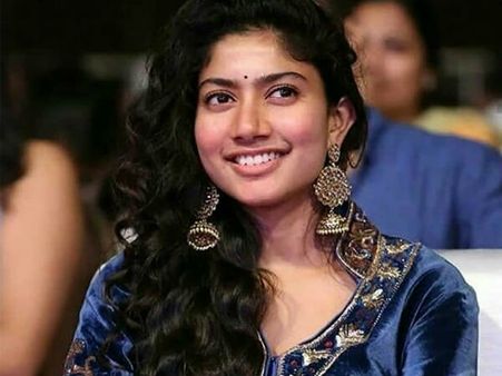 படத்தை விட்டு விலகிவிடுவேன்: வாரிசு நடிகருக்கு கன்டிஷன் போட்ட சாய் பல்லவி?