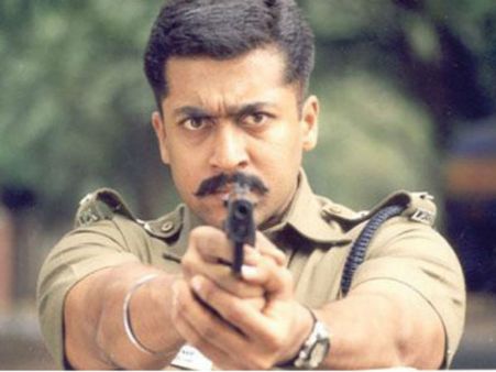 காக்க காக்க 2 படத்தை எடுக்கும் கவுதம்: ஹீரோ சூர்யா இல்லை