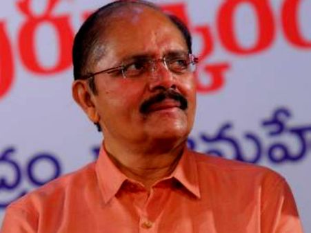 விஜய் சேதுபதி நடித்து வரும் சங்கத்தமிழன் படத்தின் தயாரிப்பாளர் மரணம்