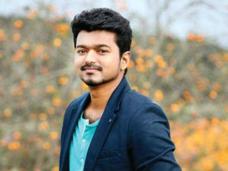 Thalapathy 63: தளபதி 63 கதை லீக்... யார் அந்த கருப்பு ஆடு... தீவிர விசாரணையில் இறங்கிய படக்குழு!