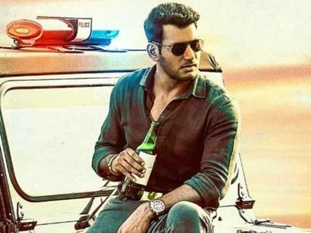 Ayogya Review: பொண்ணுங்கள நாசம் பண்ணா உடனே தூக்கு தான்...மெசேஜ் சொல்லும் அயோக்யா! விமர்சனம்