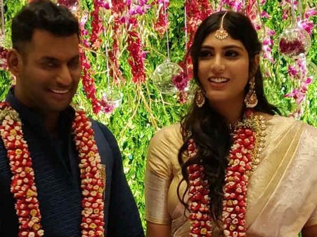 Scoop: திருமண விவகாரம்.. அடம் பிடிக்கும் விஷால்.. தடை போட்ட அம்மா.. கொடுத்த வாக்கை காப்பாற்றுவாரா?