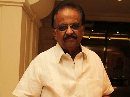 தண்ணீர் பற்றாக்குறை இவரையும் விட்டு வைக்கல.. மேடையில் வேதனைப்பட்ட எஸ்பிபி!