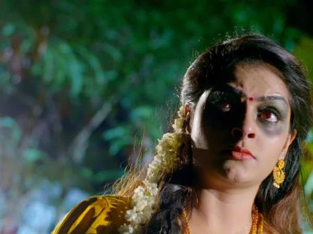 Arundhathi Serial: பேய் பங்களாவில் மாட்டிக்கிட்டாளே தெய்வானை ஐயோ பாவம்!