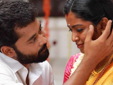 Barathi Kannamma Serial: முதலிரவுக்கு போற பாரதி இந்த வம்சத்துக்கே கரியை பூசப் போறானாமே!