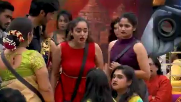 Bigg Boss 3 தமிழ் பொண்ணு, கலாச்சாரம்: அபி, மதுமிதா இடையே செம சண்டை