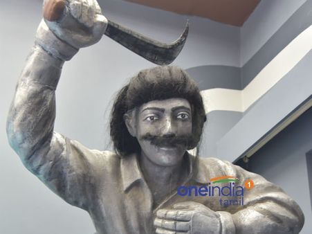 Bigg boss 3: உள்ள நுழைஞ்சதும் ஒரே போடு... காத்திருக்கும் அருவா மீசை கொடுவா பார்வை!