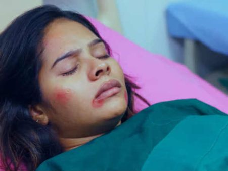 ரோஜாவுக்கு ஆறுதல் சொல்றது நல்லாருக்கு....!