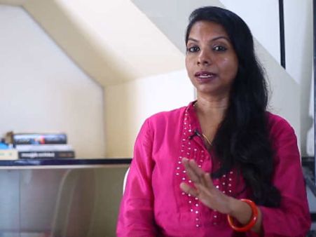 ஏ.ஆர்.ரஹ்மான் ஒரு பல்கலைக்கழகம்.. சினிமாவின் அர்த்தத்தை அங்குதான் கற்றேன்: குட்டி ரேவதி மகிழ்ச்சி