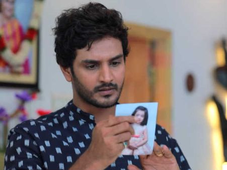 ஜில்லாவுக்கே ராஜாவா இருந்தாலும் பொண்டாட்டிக்கு புருஷன்தான் சார்!