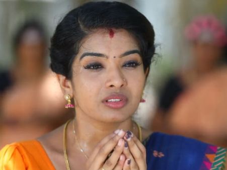 Aranmanai kili serial: இந்த காலத்தில் இப்படியும் பொண்ணுங்களை கஷ்டப்படுத்துவீங்களா?