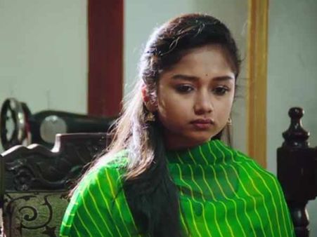 அனாமிகாவும் இல்லை... அனிதாவும் இல்லை... பாவம் நவீன்!