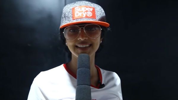 ஆடை படம் பார்க்க போறீங்களா.. ரெடியா இருங்க.. வெளியே வரும்போது ஒரு இன்ப அதிர்ச்சி இருக்கலாம்!