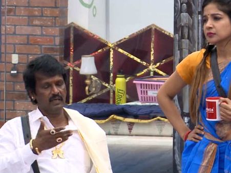 சேரன் குறித்து மீரா கூறிய குற்றச்சாட்டு உண்மையா? வைரலாகும் 'அந்த' வீடியோ!