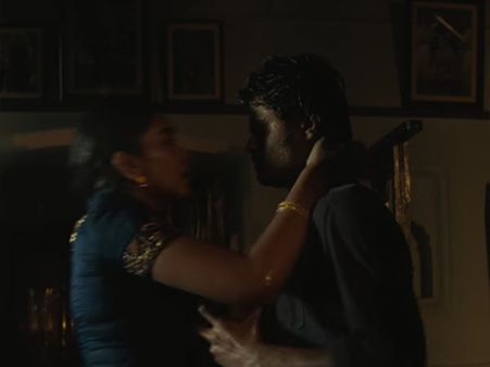 “உங்களுக்கு வந்தா மட்டும் ரத்தமா..?” வாரிசு நடிகையின் லிப் லாக் சீன் பற்றி ஸ்ரீரெட்டி ஆவேசம்!