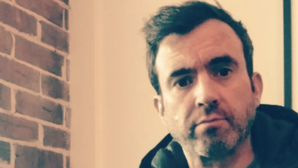 பைக் ஓட்டியபோது மாரடைப்பு: பிரபல நடிகர் மரணம்