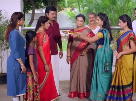 Kanmani serial: முத்துச்செல்விக்கு இப்படி காட்சி வைக்கலாமா... பெண்களை இழிவு செய்வது போல!