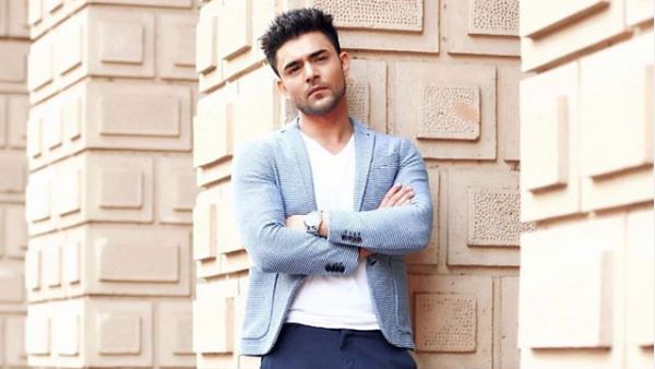 பிரபல நடிகருக்கும், நடிகைக்கும் கள்ளத்தொடர்பா?: அந்தர் பல்ட்டி அடித்த டிவி நடிகர்