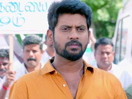 ஹாஹாஹா.. அசிங்கப்பட்டான் ஆட்டோக்காரன் மொமண்ட்.. பிக் பாஸ் பத்தி பேசி வாங்கிக் கட்டிய ரியோ!