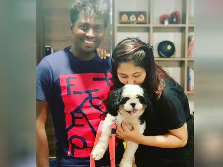 பணம் இருக்கிறது என்பதற்காக இப்படியா?: அட்லி, மனைவியை திட்டும் நெட்டிசன்ஸ்