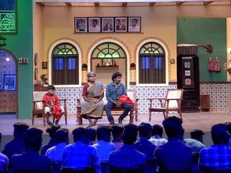 Sunday programmes: ஞாயிற்று கிழமைகளில் சேனல்கள் விரட்டி அடிக்கறாங்களே!