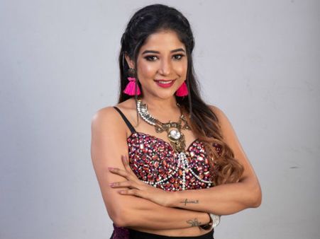 ஓடவும் முடியாது ஒளியவும் முடியாதுன்னு சாக்ஷிக்கு தெரியாதா? குறும்படம் போட்டு கிழிங்க கமல் சார்!