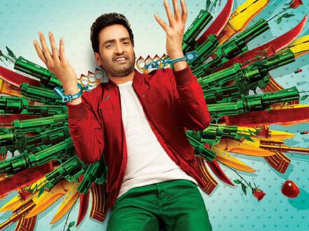 A1 Review: காமெடி சரவெடி.. அடிச்சுத்தூக்கும் சந்தானம்.. தியேட்டரில் ஒரு லொள்ளு சபா.. ஏ1 விமர்சனம்!