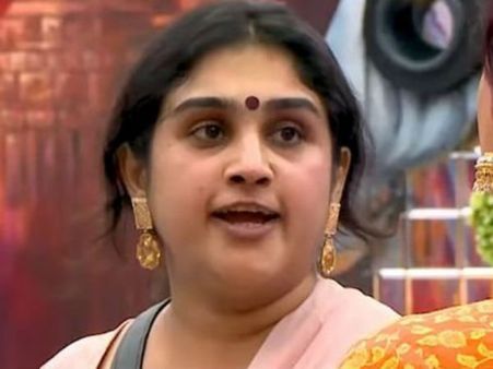 அடேங்கப்பா இது நம்ம லிஸ்டுலயே இல்லையே: வெளியேறினார் சண்டக்கோழி