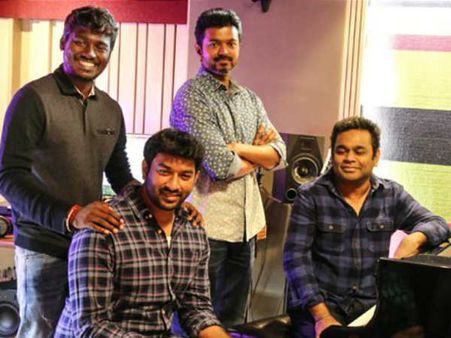 வந்துடுச்சு.. பிகில் அப்டேட் வந்துடுச்சு..பிகில் படத்தில் விஜய் குரலில் வெறித்தனம்!