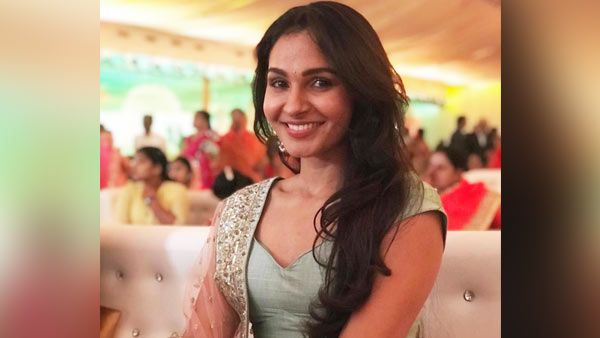 ஆண்ட்ரியாவை ஏமாற்றியது இந்த நடிகர் தான்.. சூடம் அடிக்காத குறையாக சத்தியம் செய்யும் கோடம்பாக்கம்!