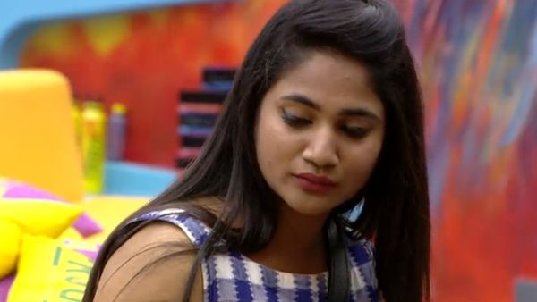 சரவணன் மாதிரியே.. கமலிடம் மரியாதைக் குறைவாக நடந்து கொண்ட லாஸ்லியா.. அப்போ அடுத்த பேக்கப் கன்பார்ம்?