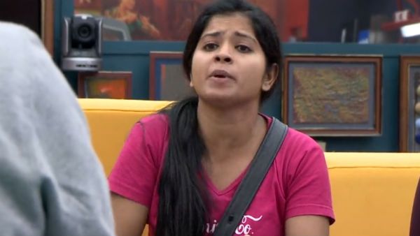 மதுமிதா மேல அந்த நடிகைக்கு ஏன் இவ்வளவு கோவம்? சின்னப்பிள்ளைதனமால்ல இருக்கு!